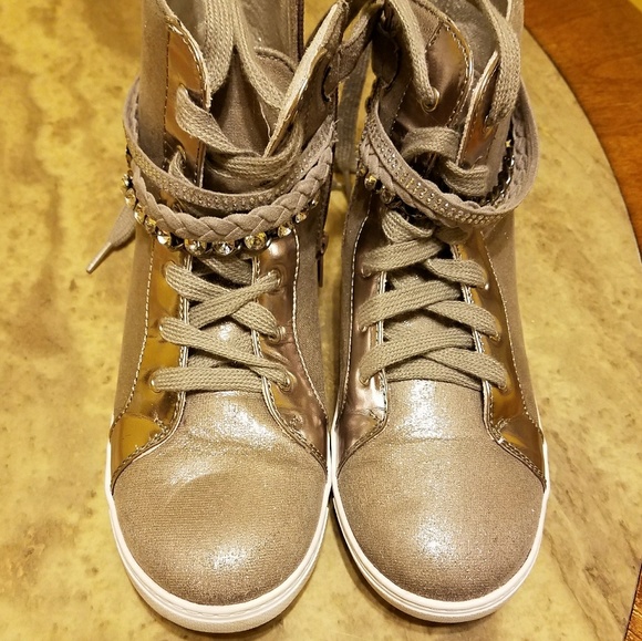 Stuart Weitzman Pewter Sparkle Strap Sneak… - Picture 7 of 8